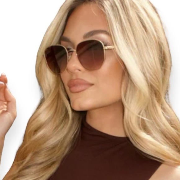 QUAY Big Time Sunglasses Rose Gold Frame Brown Pink Gradient Lens Unisex NWT - Picture 3 of 9